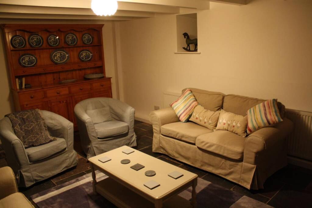 Bojewyan Cottage, Sandy Beaches And Great Walking Hikkaduwa Dış mekan fotoğraf